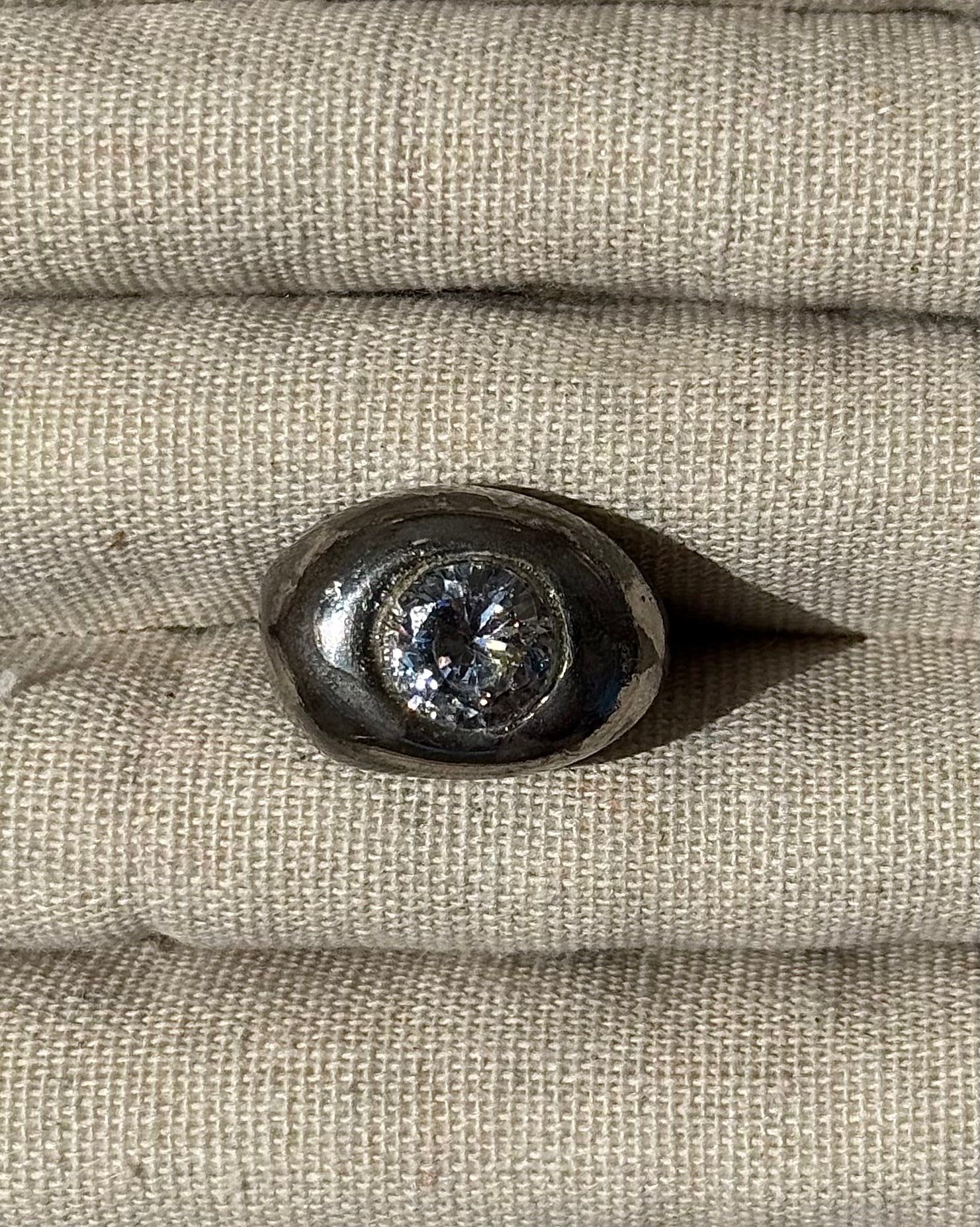 Faro Ring in Platinum