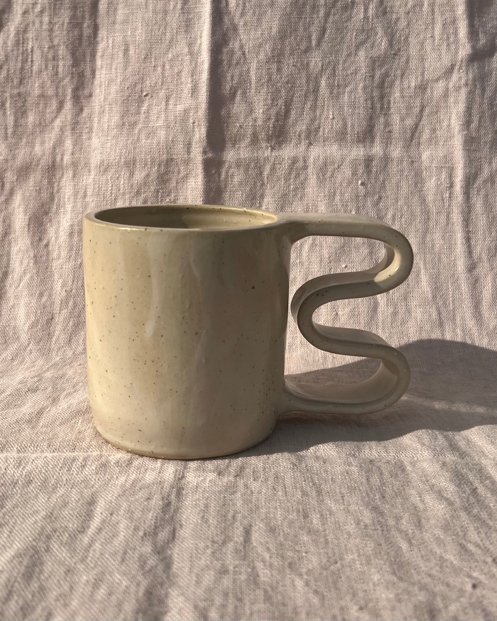 Daphne Mug in Cream